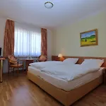Отель Ahrhotel Am Rossberg
