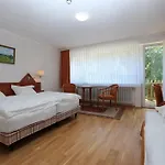 Ahrhotel Am Rossberg Отель 3*