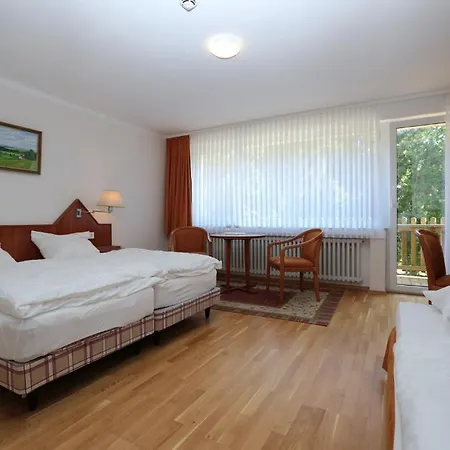 Am Rossberg מלון 3*