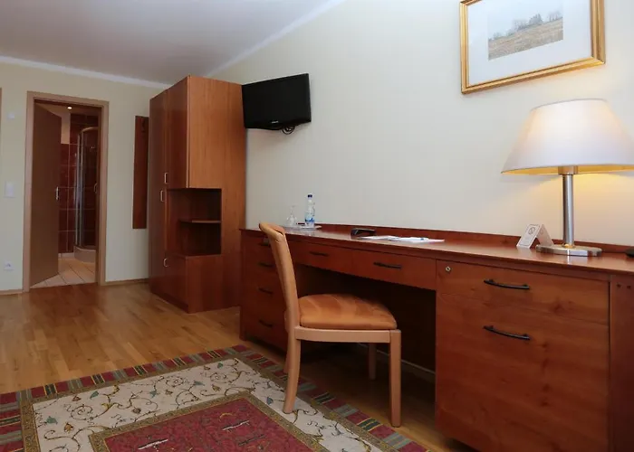 Am Rossberg Hotell 3*