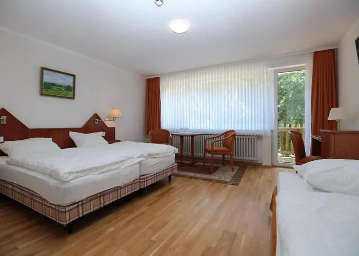 Am Rossberg Hotell 3*