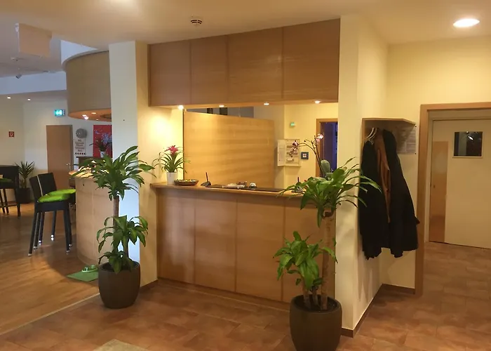 Am Rossberg Hotell 3*