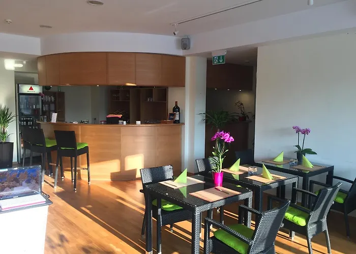 Hotell Am Rossberg 3*