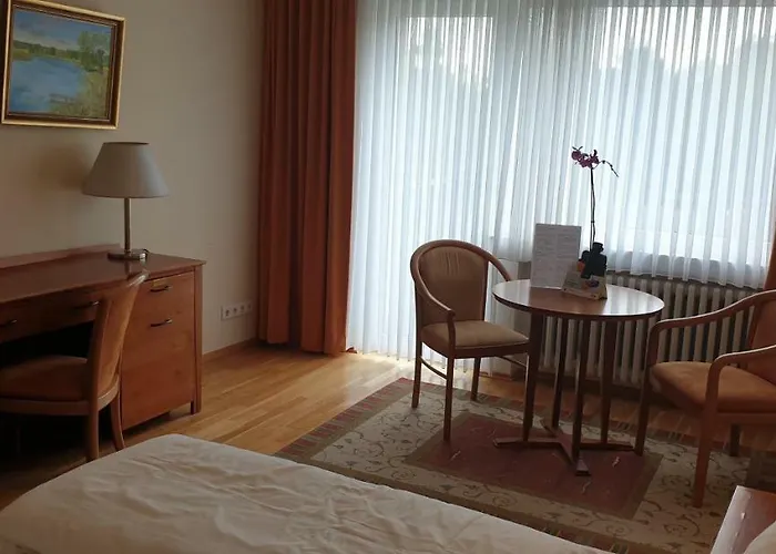 Am Rossberg Hotell 3*